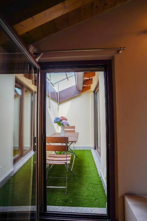 Apartment Ortensia Penthouse Leonardo Academy, Mxp & Laghi Sesto Calende Italy