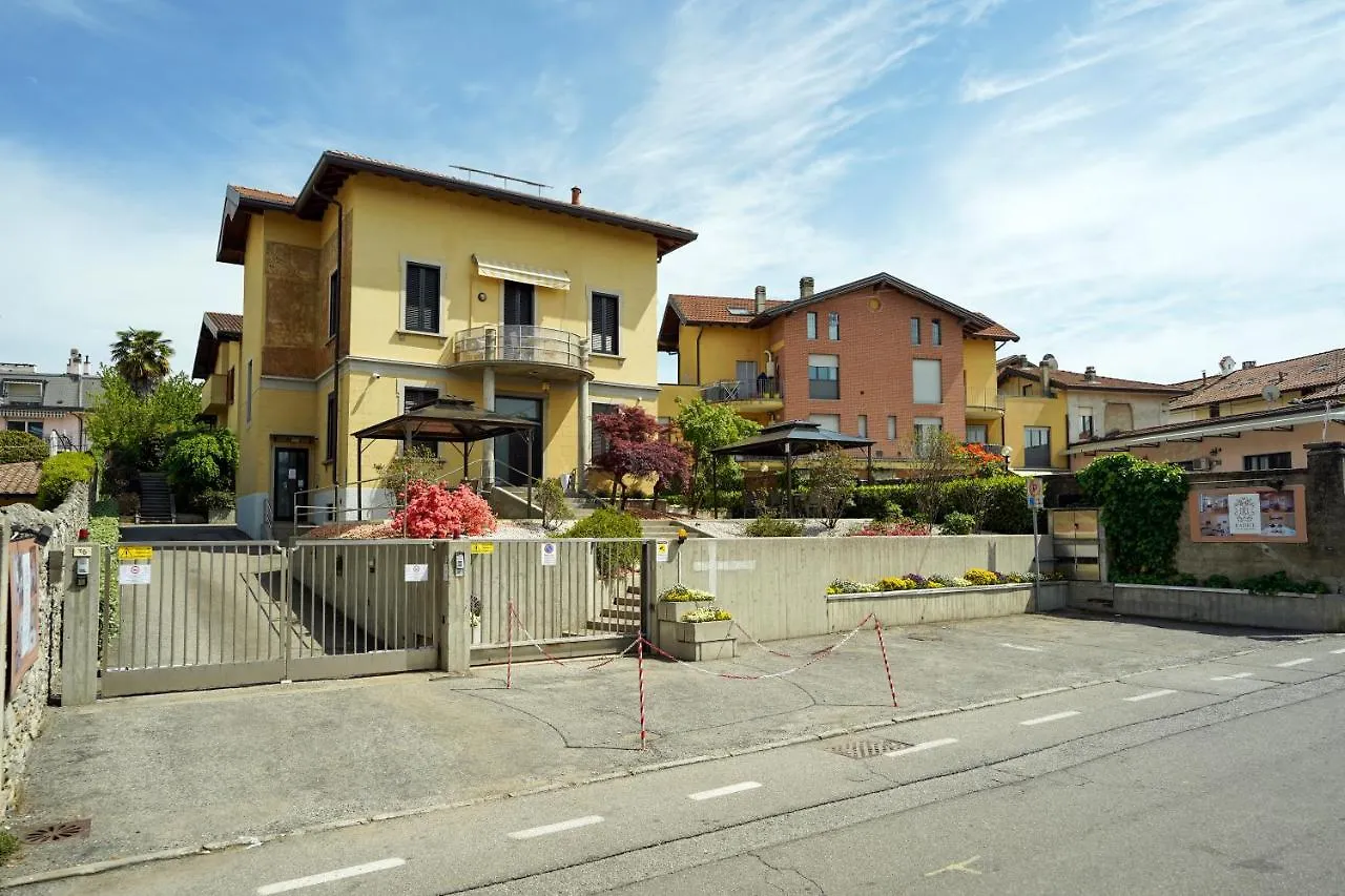 Ortensia Penthouse Leonardo Academy, Mxp & Laghi Sesto Calende 0*,  Italy