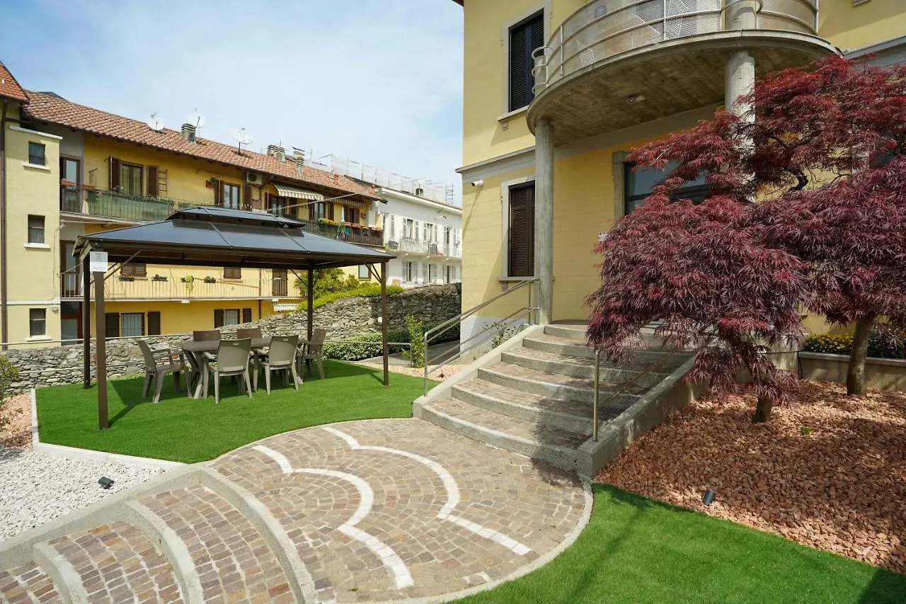 Ortensia Penthouse Leonardo Academy, Mxp & Laghi Sesto Calende Apartment
