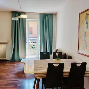 Appartmentslapiazzetta -1-2-6 Sesto Calende